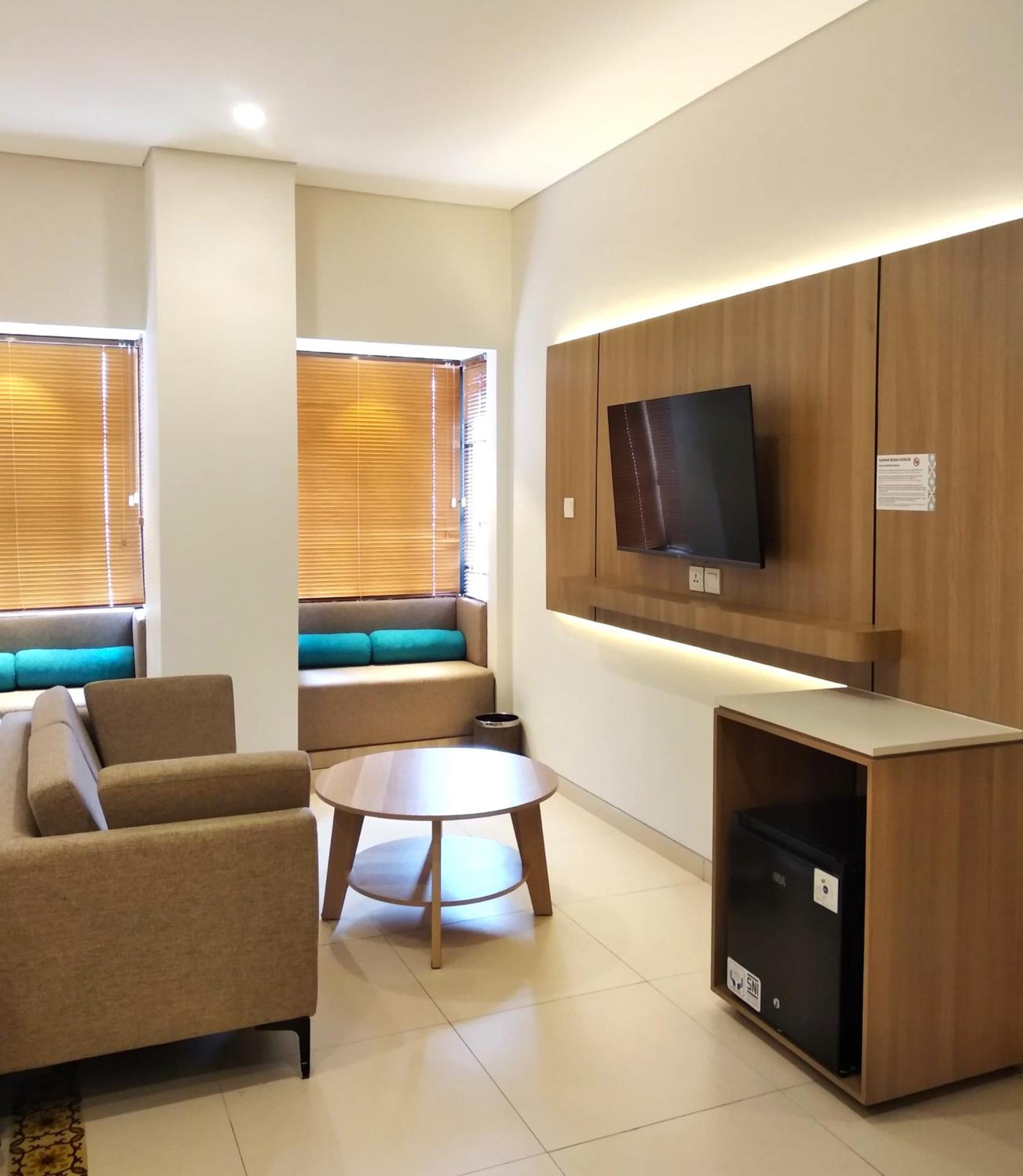 Montana Oceanside Mandalika Hotel Kuta  Luaran gambar